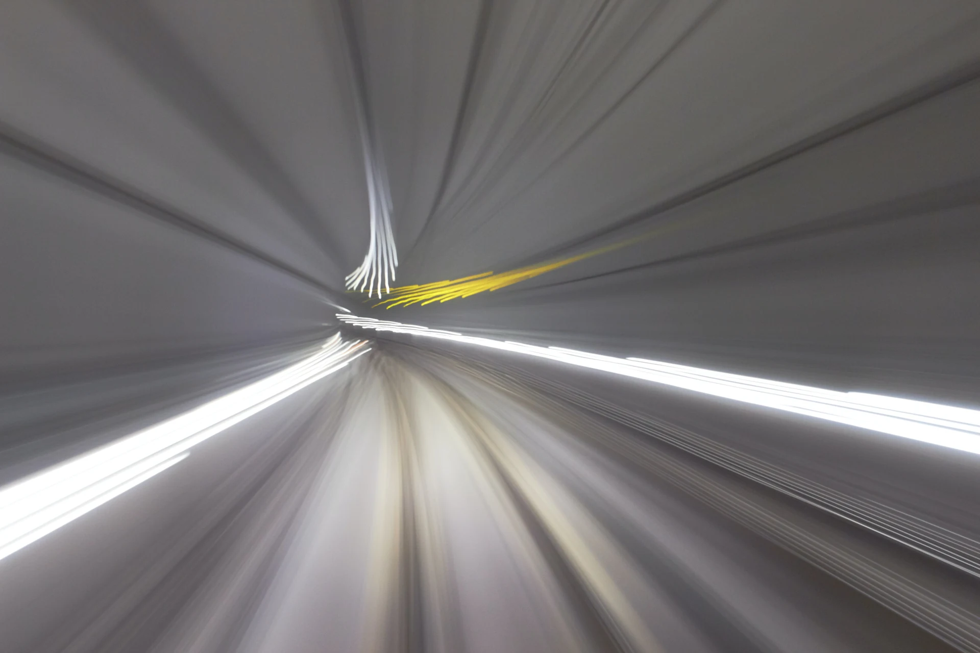 Streamlining the machine Learning lifecycle